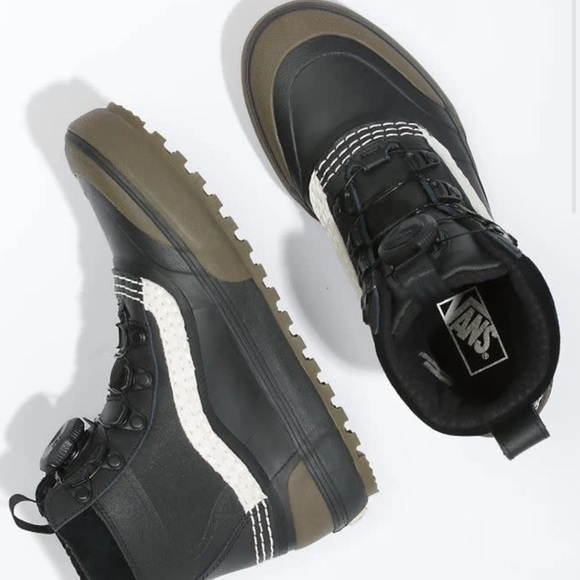 🥷🏿🥷🏿🥷🏿Vans Standard Mid BOA Snow Mte Boot! Brand new! No box! - Picture 2 of 7